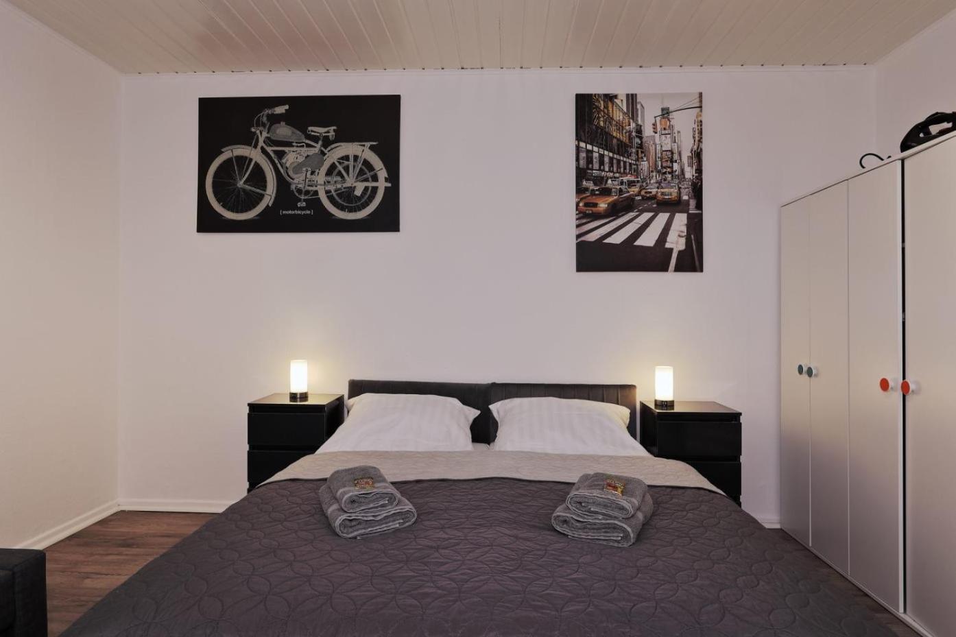 City Studios Mit Garten In Elberfeld- Zentral - Nespresso - Netflix Wuppertal Ngoại thất bức ảnh