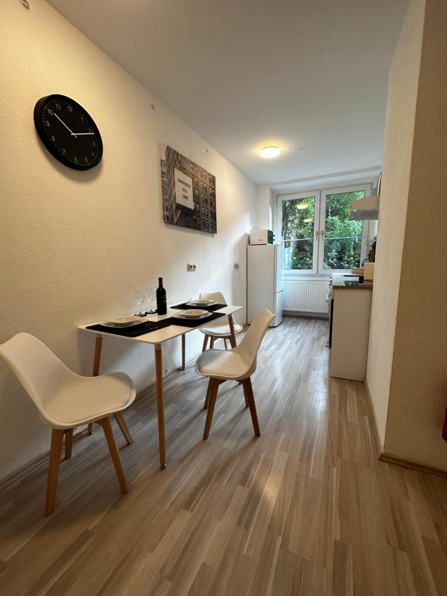 City Studios Mit Garten In Elberfeld- Zentral - Nespresso - Netflix Wuppertal Phòng bức ảnh