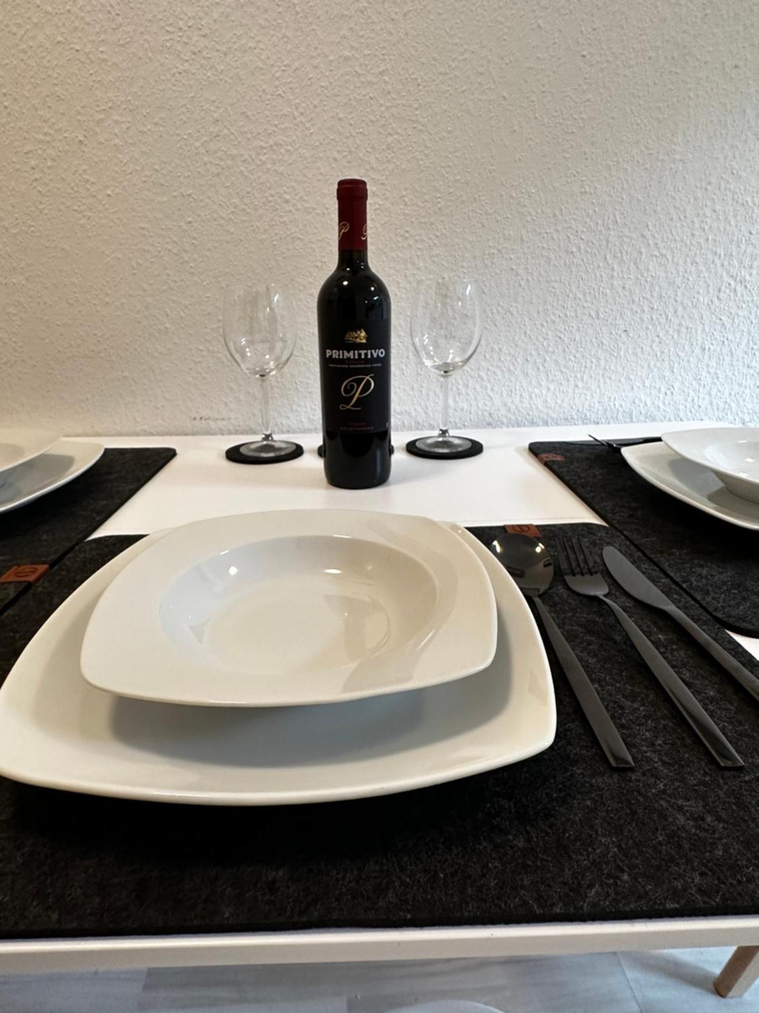 City Studios Mit Garten In Elberfeld- Zentral - Nespresso - Netflix Wuppertal Phòng bức ảnh